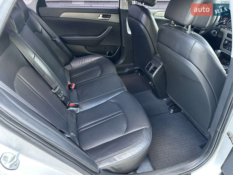 Седан Hyundai Sonata 2015 в Києві