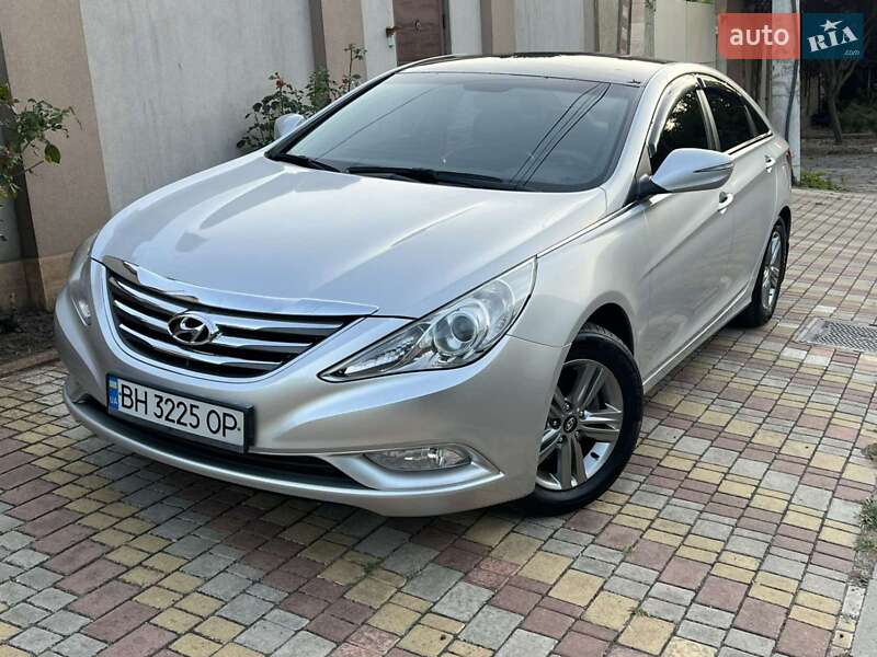 Hyundai Sonata 2013