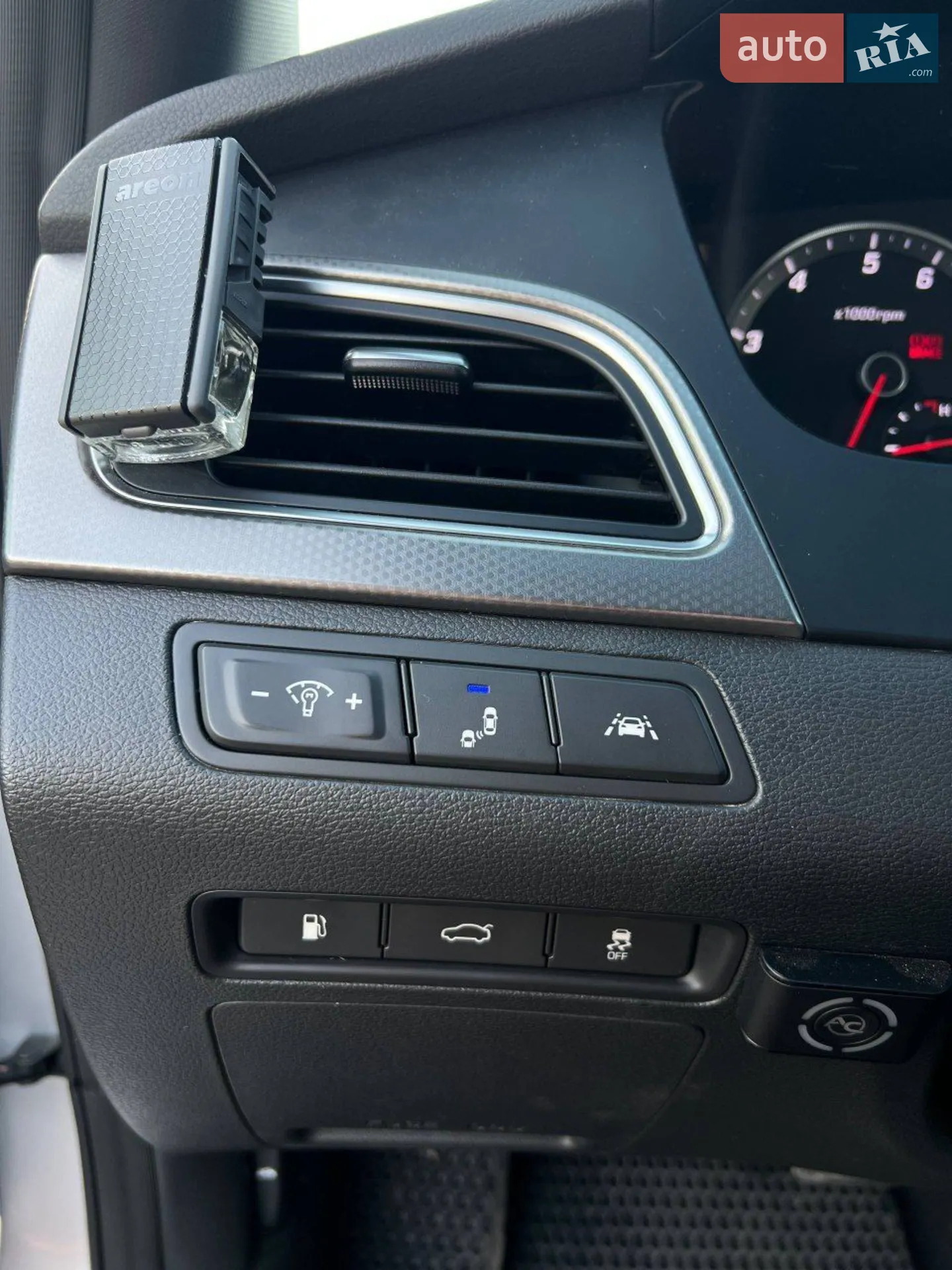 2014 Hyundai Sonata - мініатюра 25
