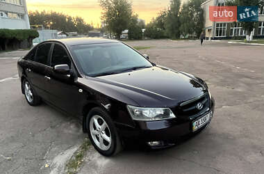 Седан Hyundai Sonata 2006 в  фото 8 Седан Hyundai Sonata 2006 в
