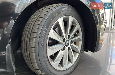 Седан Hyundai Sonata 2015 в 