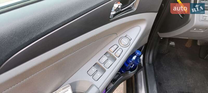 Седан Hyundai Sonata 2013 в Белгороде-Днестровском фото 38 Седан Hyundai Sonata 2013 в Белгороде-Днестровском