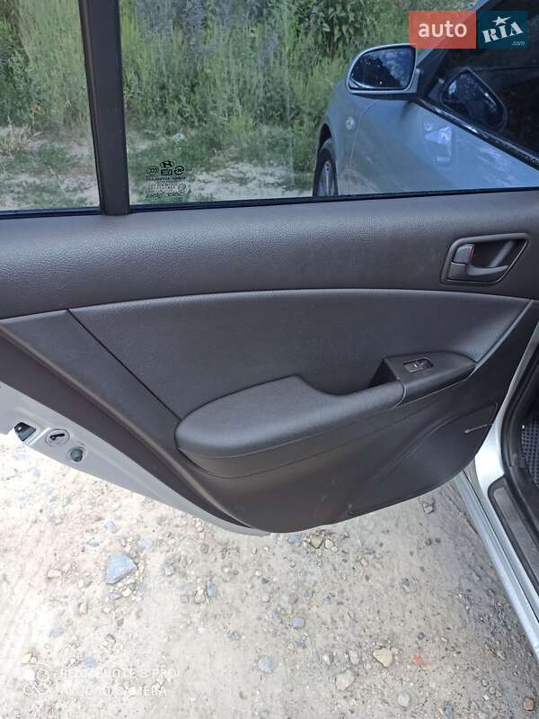 Седан Hyundai Sonata 2008 в Києві