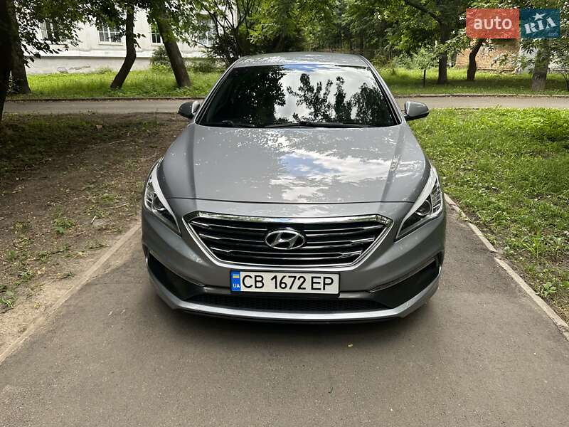 Седан Hyundai Sonata 2014 в Святопетрівське