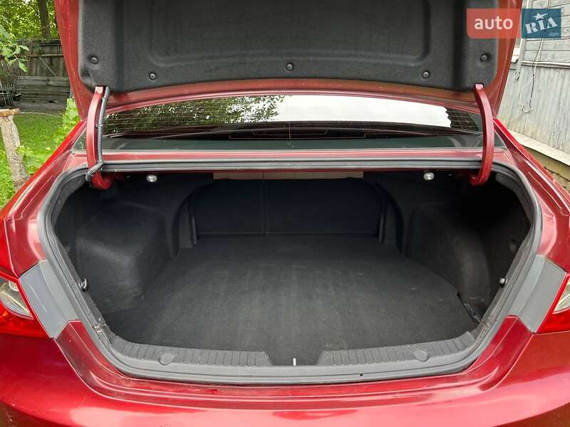 Седан Hyundai Sonata 2012 в Конотопе