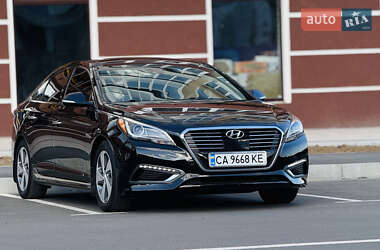 Седан Hyundai Sonata 2016 в Щасливе