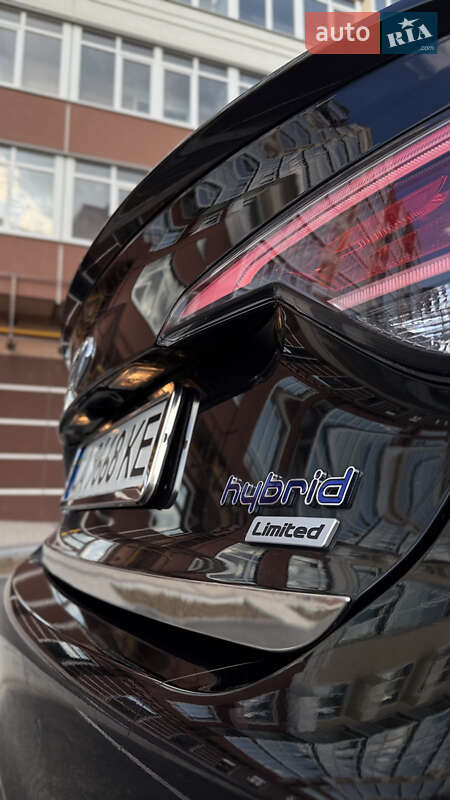 Седан Hyundai Sonata 2016 в Счастливом фото 13 Седан Hyundai Sonata 2016 в Счастливом