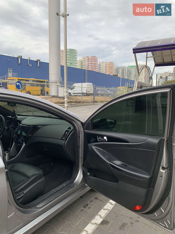 Седан Hyundai Sonata 2010 в Одессе