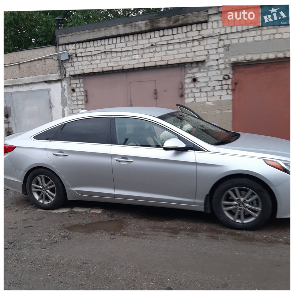 2015 Hyundai Sonata - мініатюра 16
