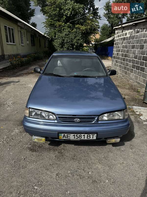Седан Hyundai Sonata 1993 в Дніпрі