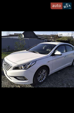 Седан Hyundai Sonata 2015 в Арцизе
