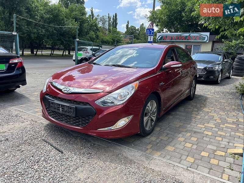 Hyundai Sonata 2013