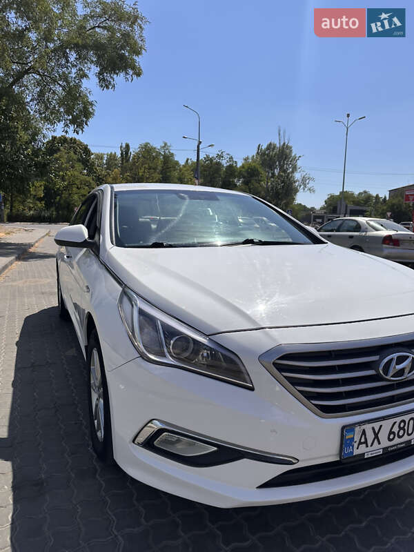 Hyundai Sonata 2015