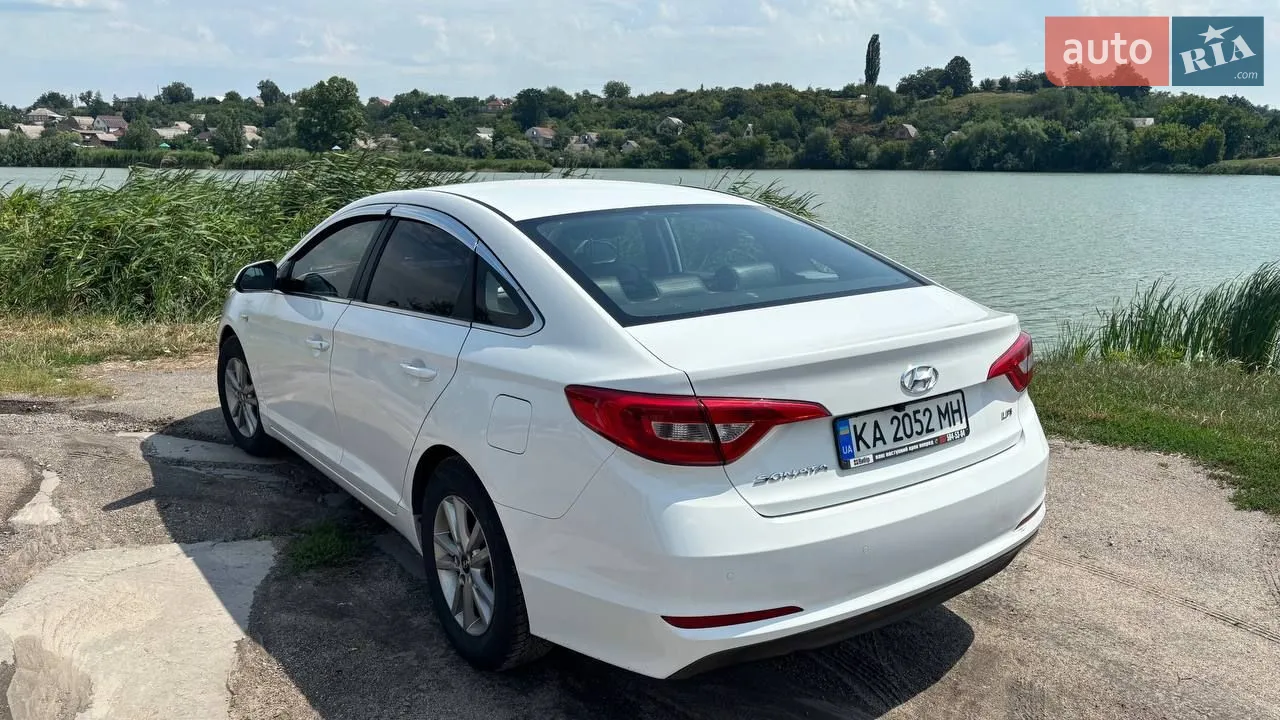 2016 Hyundai Sonata - мініатюра 16