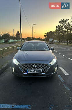 Седан Hyundai Sonata 2018 в Киеве