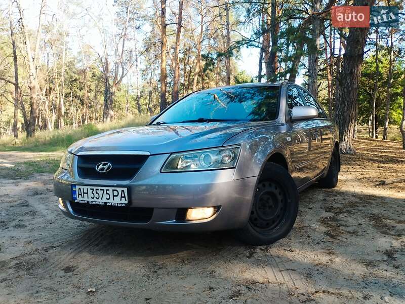 Седан Hyundai Sonata 2005 в Дніпрі