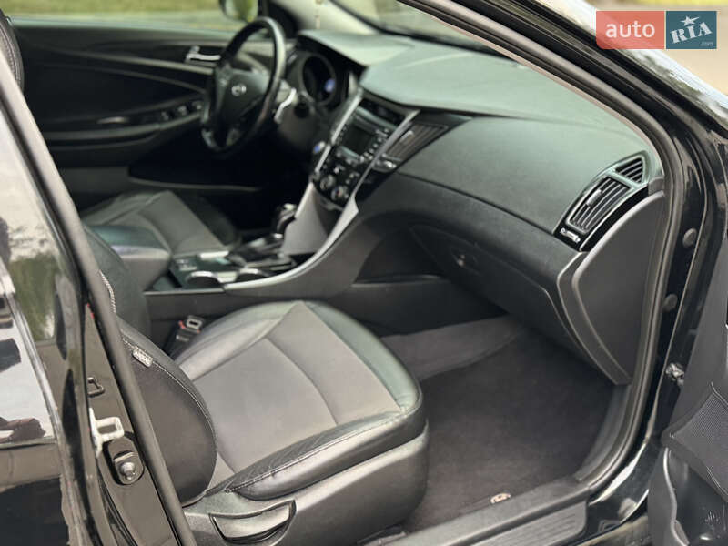 Седан Hyundai Sonata 2014 в Новомосковську фото 16 Седан Hyundai Sonata 2014 в Новомосковську