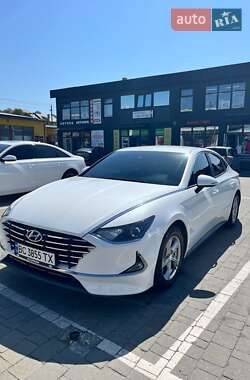 Седан Hyundai Sonata 2019 в Пустомитах