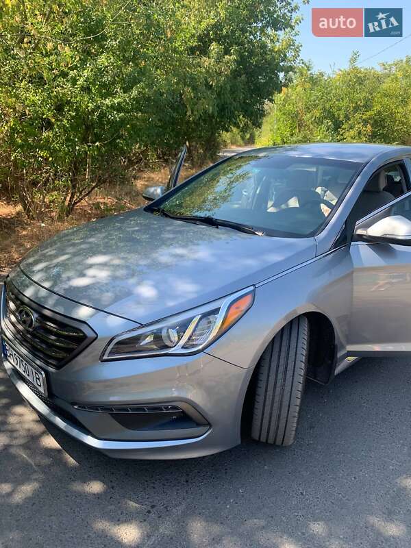 Седан Hyundai Sonata 2015 в Одессе