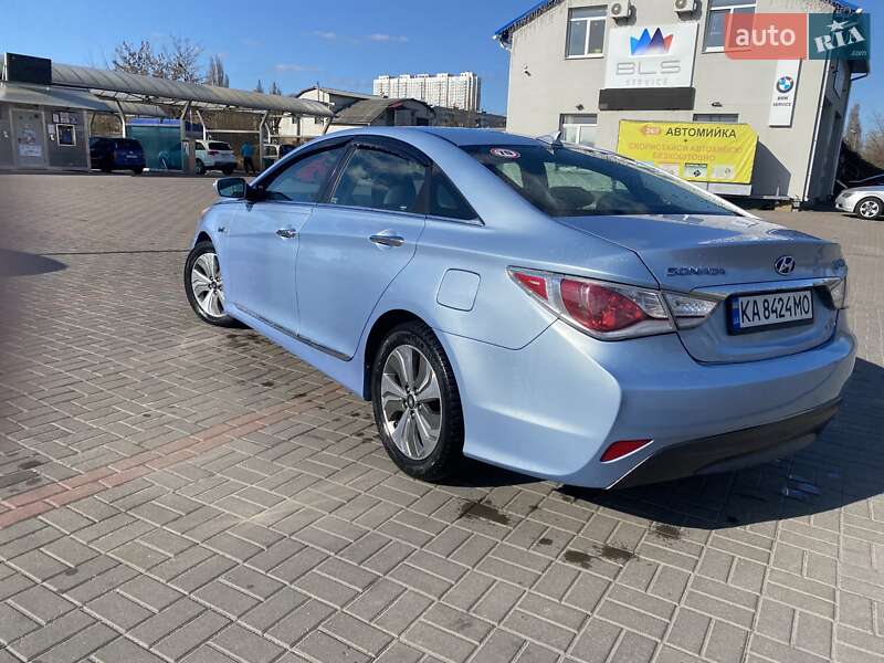 Седан Hyundai Sonata 2014 в Києві