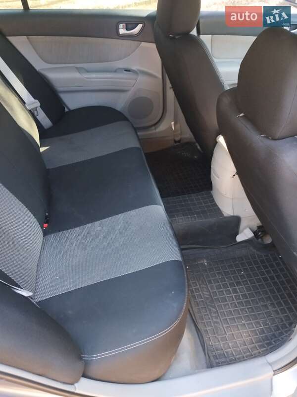 Седан Hyundai Sonata 2005 в Дніпрі