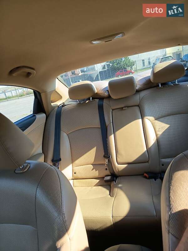 Седан Hyundai Sonata 2014 в Києві