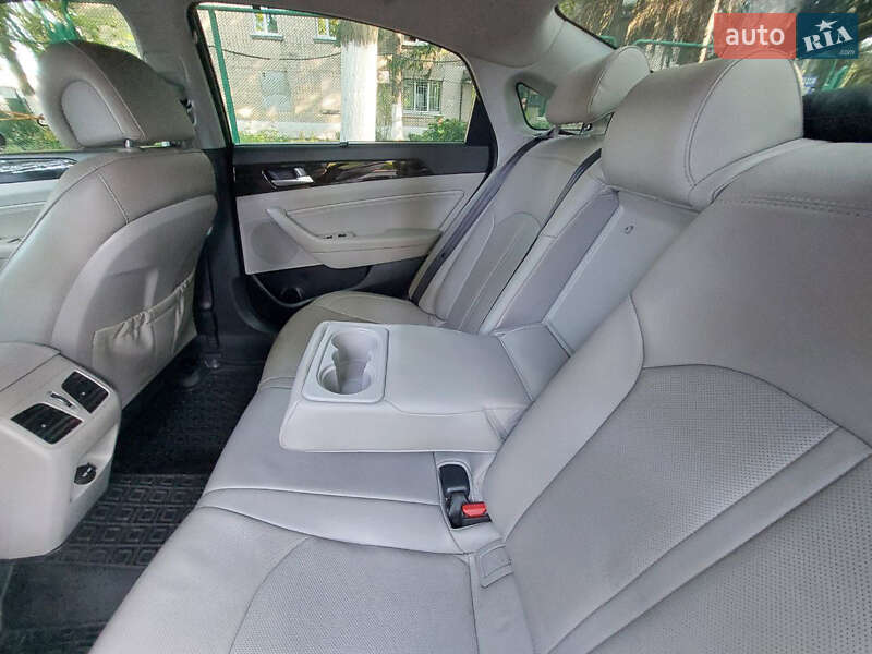 Седан Hyundai Sonata 2015 в Києві