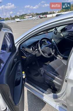 Седан Hyundai Sonata 2011 в 