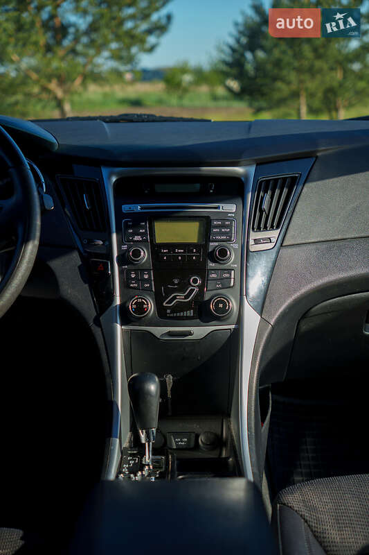 Седан Hyundai Sonata 2012 в Львові
