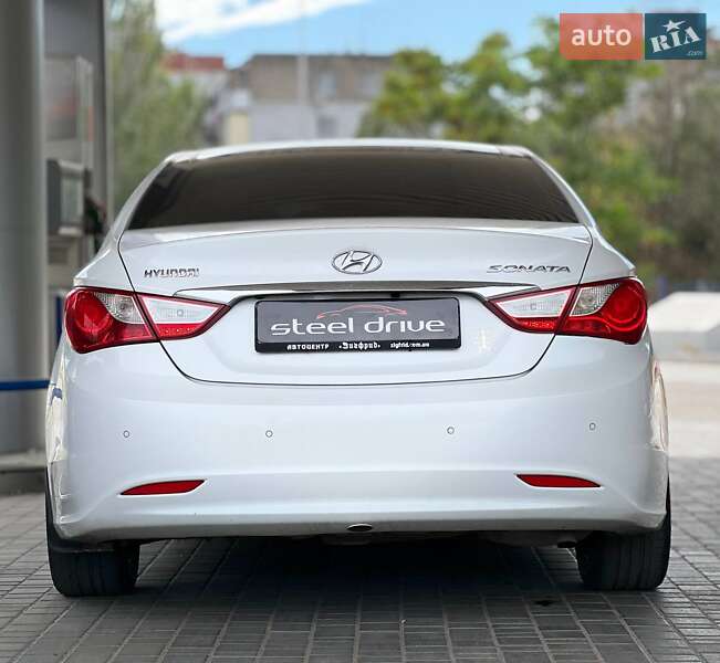 Седан Hyundai Sonata 2011 в Николаеве