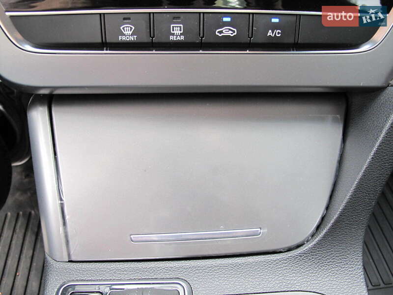 Седан Hyundai Sonata 2017 в Киеве