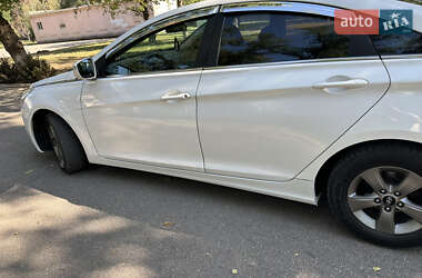 Седан Hyundai Sonata 2014 в 