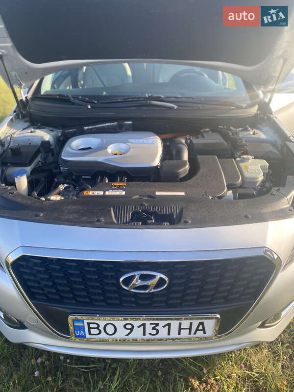 Седан Hyundai Sonata 2015 в Тернополе