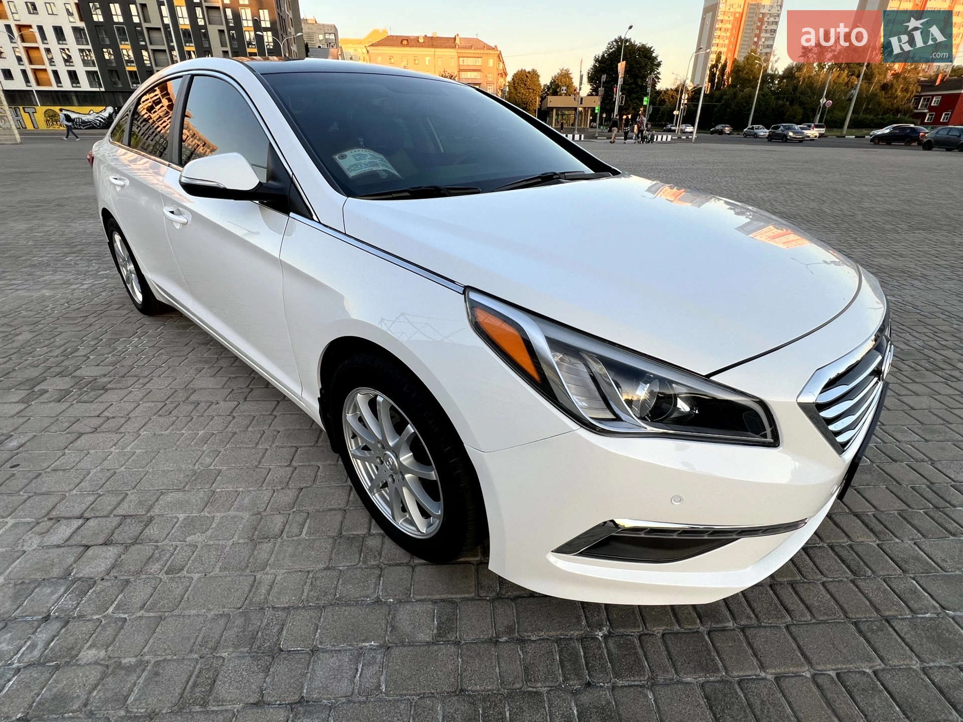 2014 Hyundai Sonata - мініатюра 16