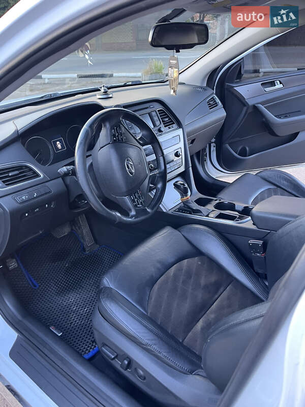 Седан Hyundai Sonata 2014 в Чернігові