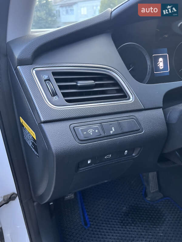 Седан Hyundai Sonata 2014 в Чернігові