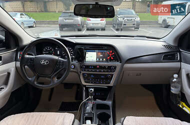 Седан Hyundai Sonata 2014 в 