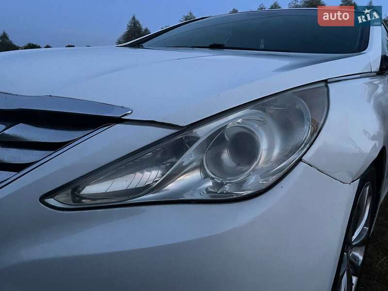 Седан Hyundai Sonata 2013 в Богдановке