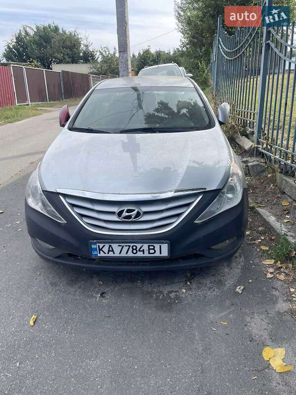 Hyundai Sonata 2012