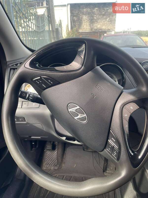 Седан Hyundai Sonata 2012 в Гостомелі