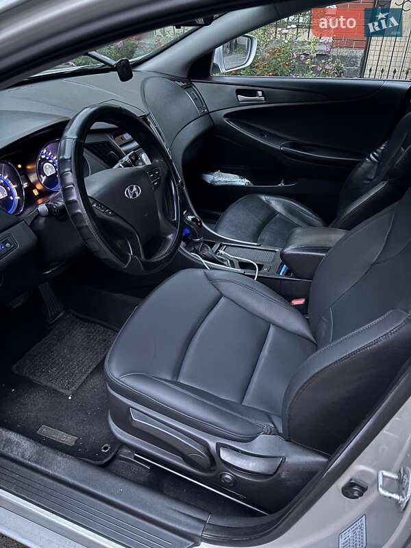 Седан Hyundai Sonata 2014 в Києві