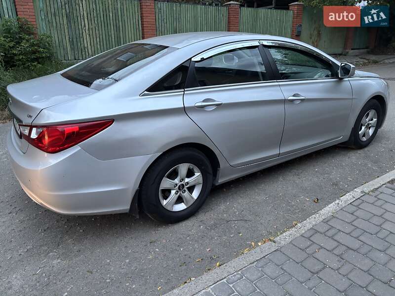 Седан Hyundai Sonata 2014 в Києві