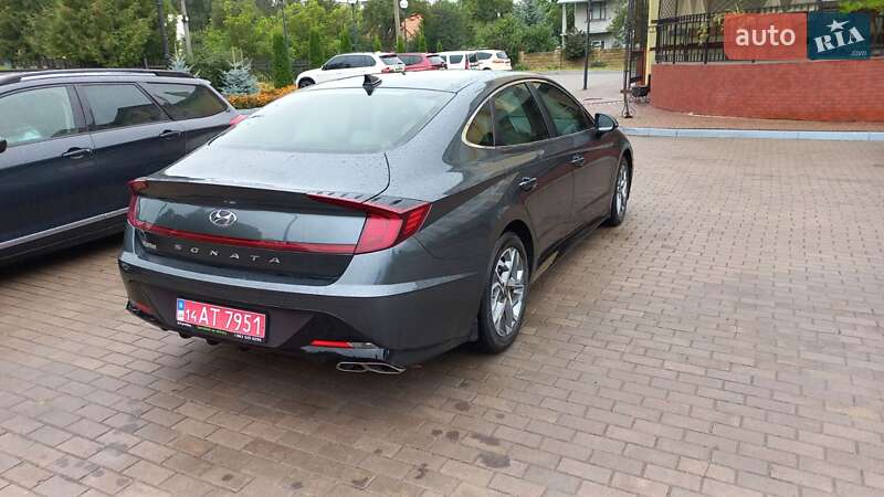 Седан Hyundai Sonata 2022 в Нововолынске