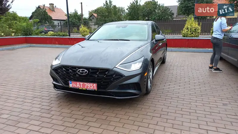 Hyundai Sonata 2022