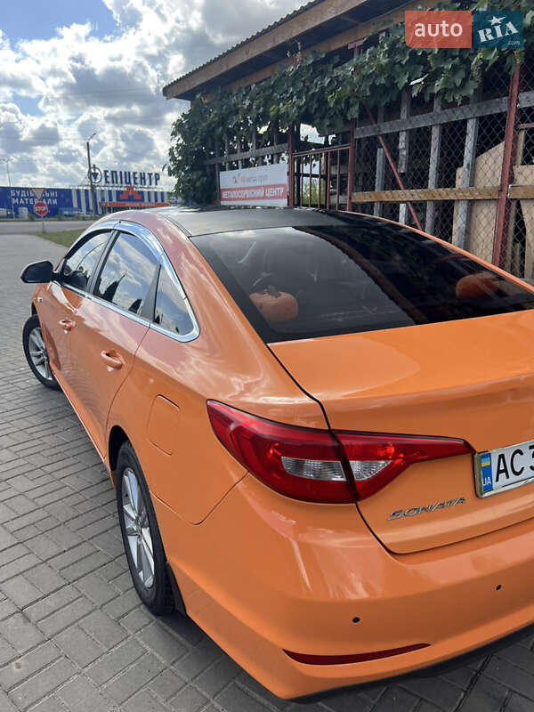 Седан Hyundai Sonata 2016 в Нововолынске