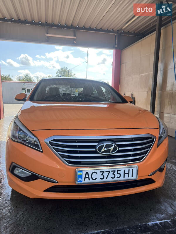 Седан Hyundai Sonata 2016 в Нововолынске