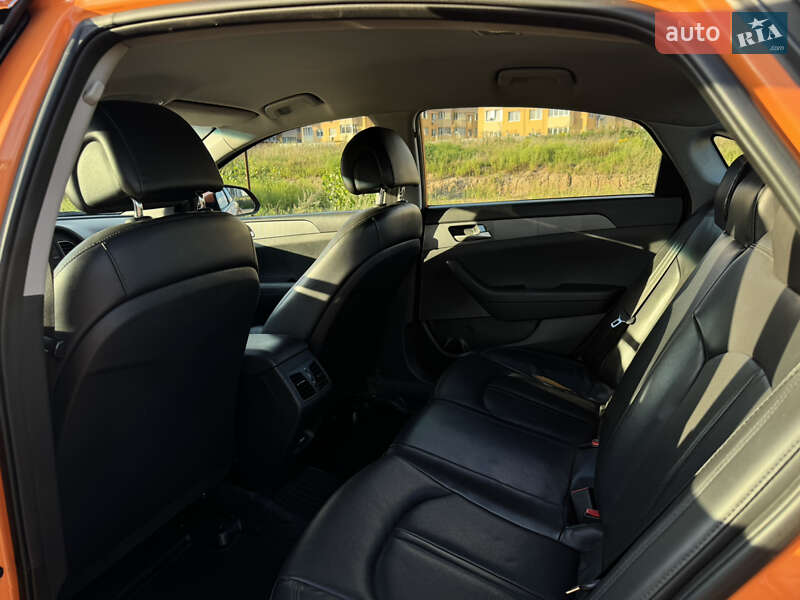Седан Hyundai Sonata 2016 в Святопетровское