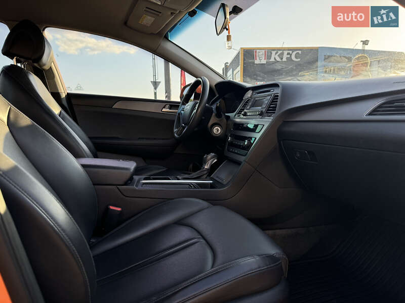Седан Hyundai Sonata 2016 в Святопетровское