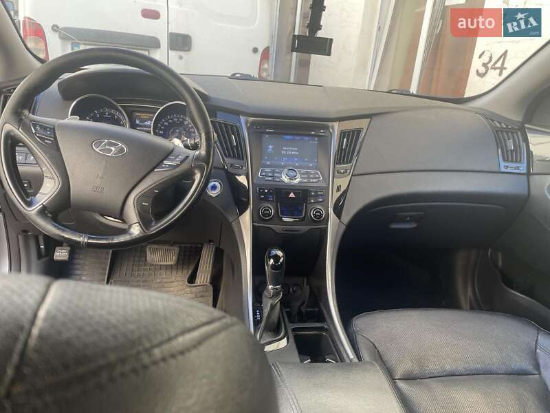 Седан Hyundai Sonata 2014 в Києві