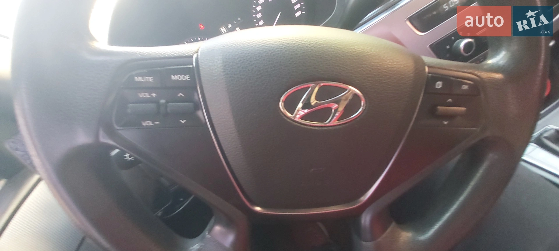 2017 Hyundai Sonata - мініатюра 17